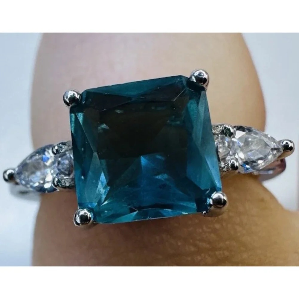 Bomb Party Teal Princess Cut Statement Ring Size 7 Rhodium Plated